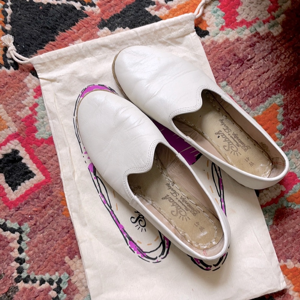 Warm white SABAH. EUC. Sz 41